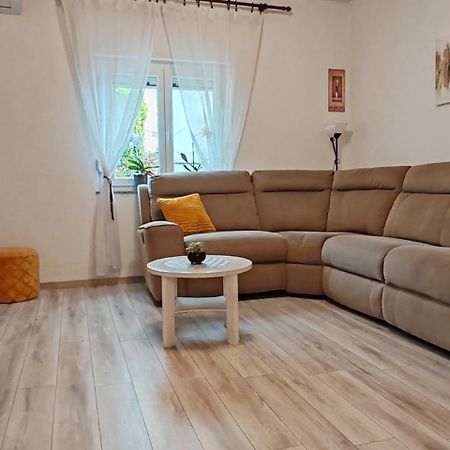 Apartment Nereo 塞尼 外观 照片